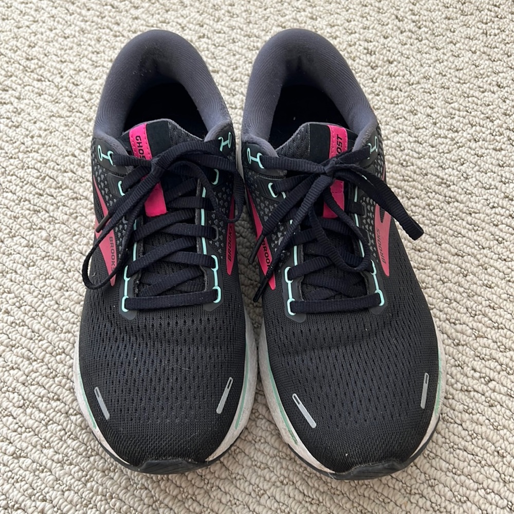 Brooks Ghost 14 running shoes